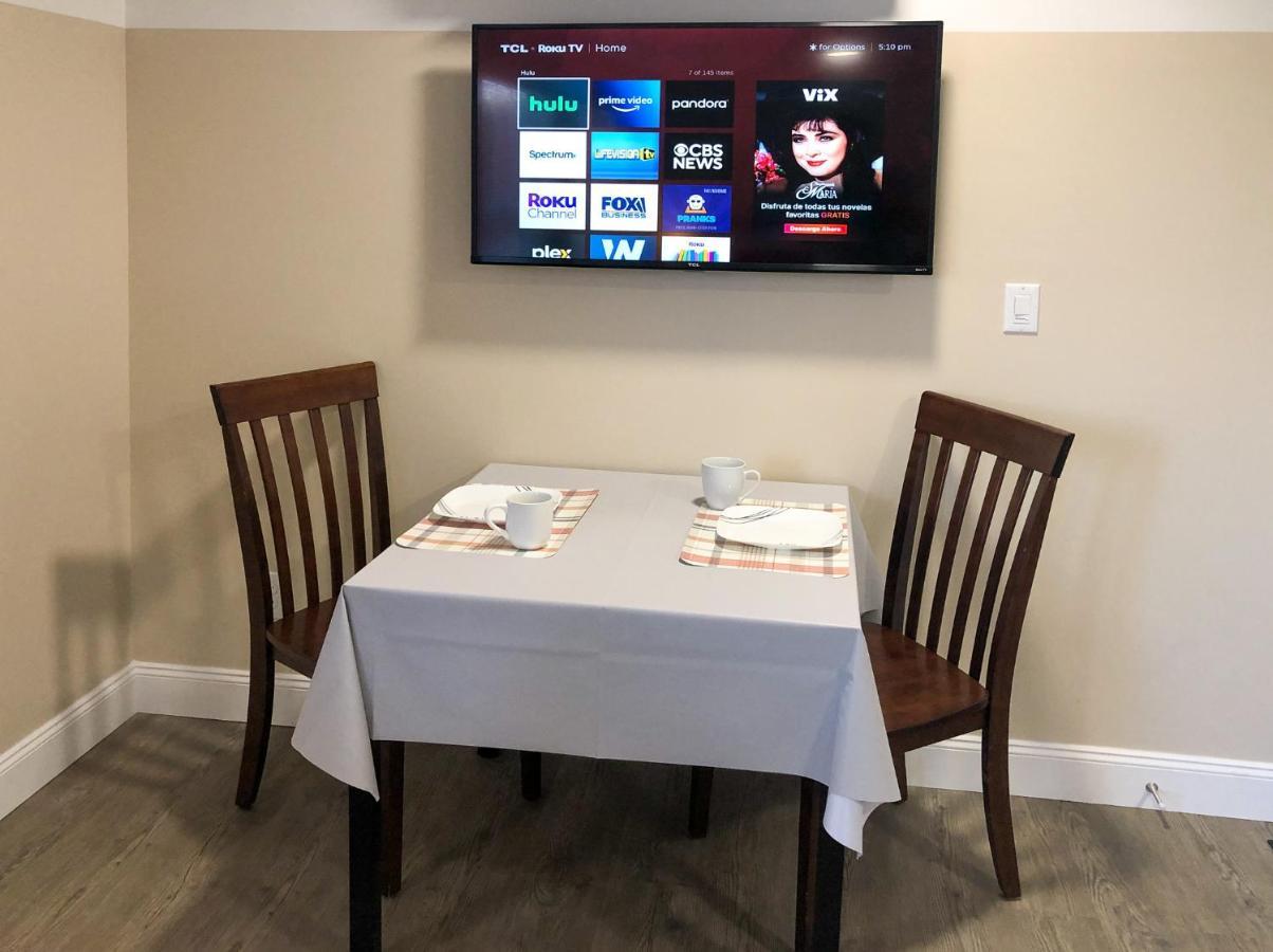 Lazy Cuckoo Inn - Sleek And Stylish Studio Apartments Fort Myers Beach Extérieur photo